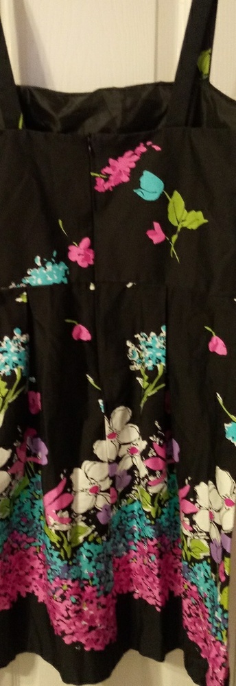Womans Nwt black floral cotton dress